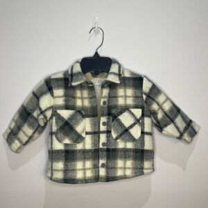 Zara Black and White Sweatshirt Cozy Casual Style